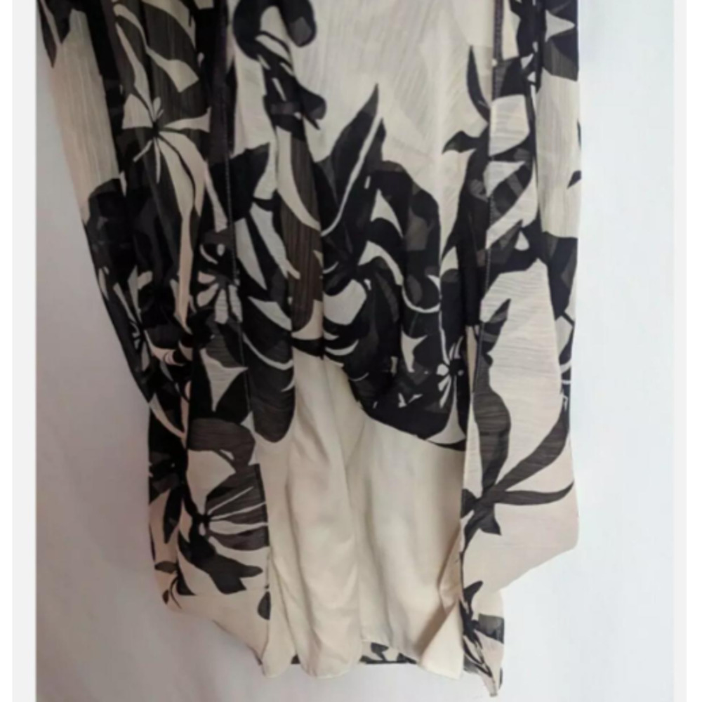 NWOT BCBG Paris Ivory Black Beaded Floral Maxi Strappy Dress Size 2 K2 Resort - Picture 2 of 8